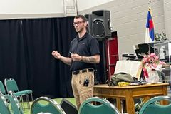 Newly baptized Indiana police officer teaches community to respond to active shooters  | Baptist Press