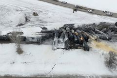 Train derails and burns in Minnesota