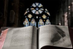 How sensible pastors react to harsh public criticism