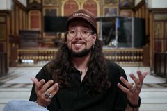 Worship leader claims God miraculously healed him of cancerous leg tumor