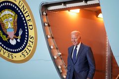 Biden calls for political peace during Northern Ireland visit