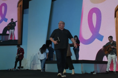 Rick Warren reveals 'debilitating' autoimmune disease battle