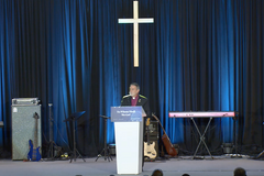 Foley Beach calls on Welby to repent