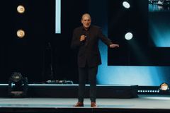 Hillsong Church founder Brian Houston pleads guilty to DUI, gets probation, other penalties