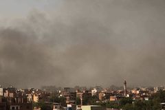 Sudan cease-fire extended, U.S. evacuates citizens