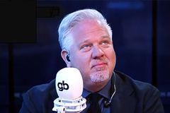 After Tucker Carlson exit, Glenn Beck claims Fox CEO Rupert Murdoch told him not to talk about God on-air