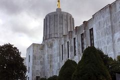 Oregon House passes bill expanding access to abortion, transgender surgery