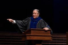 Hawkins challenges SWBTS graduates to ‘fear the Lord’ | Baptist Press