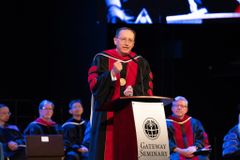 Record graduation numbers at Gateway Seminary | Baptist Press
