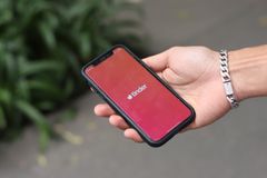 The Surprising Qualities Gen Z Looks for in Dating, According to a New Tinder Study - RELEVANT