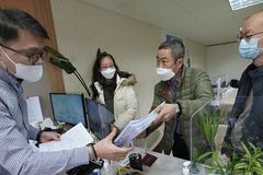 South Korea to investigate hundreds of old adoption cases