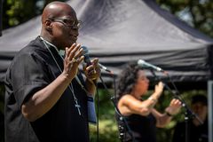 Hundreds of Christians bless land for giant prayer monument