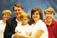 Minister ‘Still Wrestling’ with His Faith After Murder of His Wife and Son