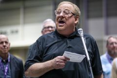 Rick Warren makes impassioned case to Southern Baptist delegates on women pastors