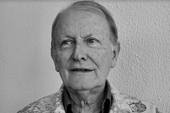 Archbishop of Canterbury honours late OM founder with posthumous award