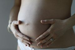 Surrogate mother felt like a 'rented uterus' after cancer diagnosis, pressured to abort