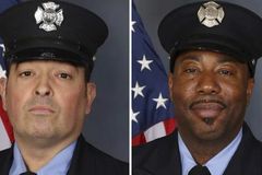 New Jersey firemen die in cargo ship fire