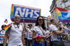 Man castrated in gender transition sues NHS clinic for maiming his body