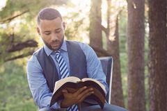 Internet preachers rise as more worshipers migrate online