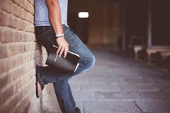 Share of men with no close friends surges: study