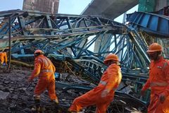 Monday crane collapse in India kills at least 16 workers