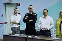 Putin critic sentenced to additional prison time