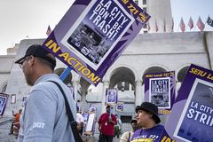 LA City workers stage walkout