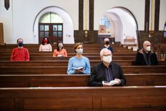 Only a third of Americans say faith gives them hope during pandemic, survey finds