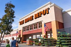 Former pastor accused of stealing $1.4M worth of products from Home Depot