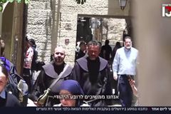 Israeli journalist mocked, spat upon after going undercover as 'Priest for a Day' in Jerusalem
