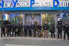 NYPD officer suspended after throwing cooler at suspect