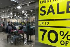 U.S. reports increase in key inflation gauge