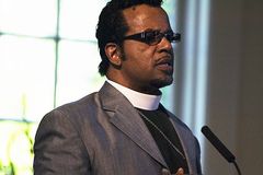 Carlton Pearson, former megachurch pastor who says there is no Hell, brought to 'death's door' battling cancer