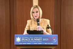 Paula White claims she helped Mandela abolish apartheid, but foundation has no record of work