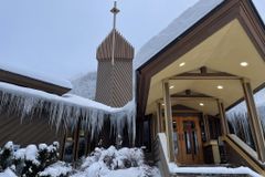 Divided church in Alaskan city with bitter winters nixes cold weather shelter for the homeless