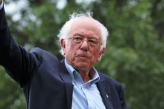 Bernie Sanders Advocates for a Shorter Workweek to Make American Lives 'Better' - RELEVANT