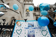 Parents Fight Hospital to Save Baby Alfie Evans in Case Reminiscent of Charlie Gard