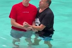 NFL legend Jim Kelly gets Baptized: 'Best decision I’ve made in my life'