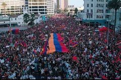 100,000 march in Los Angeles over Azerbaijan conflict with Armenians