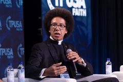 Anglican Minister Warns About Progressivism in Churches