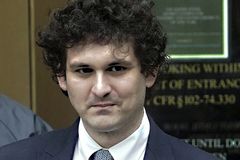 Trial begins in criminal case against FTX founder