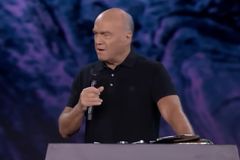 'Fasten your seat belt': Pastor Greg Laurie talks potential fulfillment of Bible prophecy in Israel-Hamas war