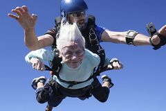 104-year-old grandmother dies days after skydiving adventure