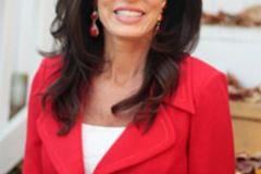 'Woman of the Year' Caitlyn Jenner Has XY Chromosomes and a Penis