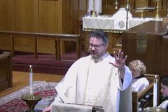 Episcopal priest sues Michigan county, claims only ‘extremist’ Christians allowed to give invocations