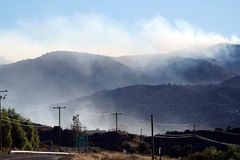 Southern California wildfire forces thousands to evacuate