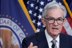Federal Reserve keeps interest rates in place