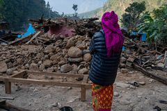 Villages in Nepal receive aid after earthquake