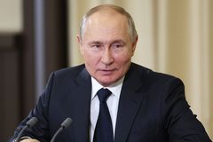 Putin calls for closer ties between Russia and China