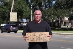 Georgia city apologizes to man arrested for holding a 'God Bless the Homeless Vets' sign at City Hall